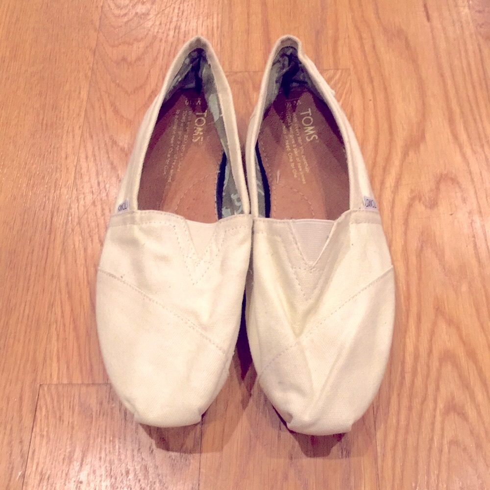 Womens Toms W10